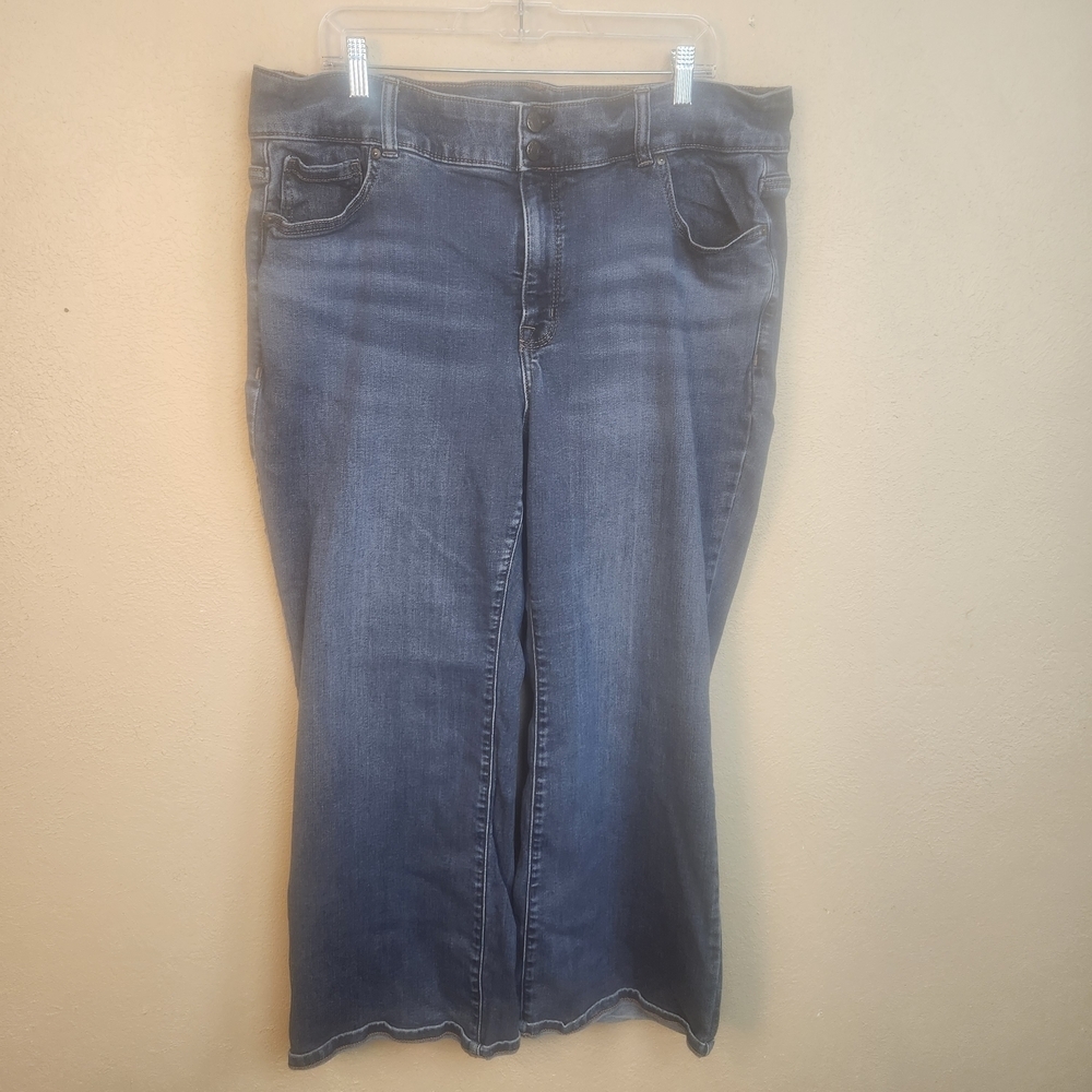 Lane Bryant Bootcut Medium Wash Blue Jeans 22S (6064)